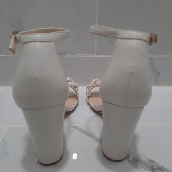 NEW NINE WEST MINDFUL CREAM /BONE 3" BLOCK HEEL Size 6.5 - Picture 9 of 14